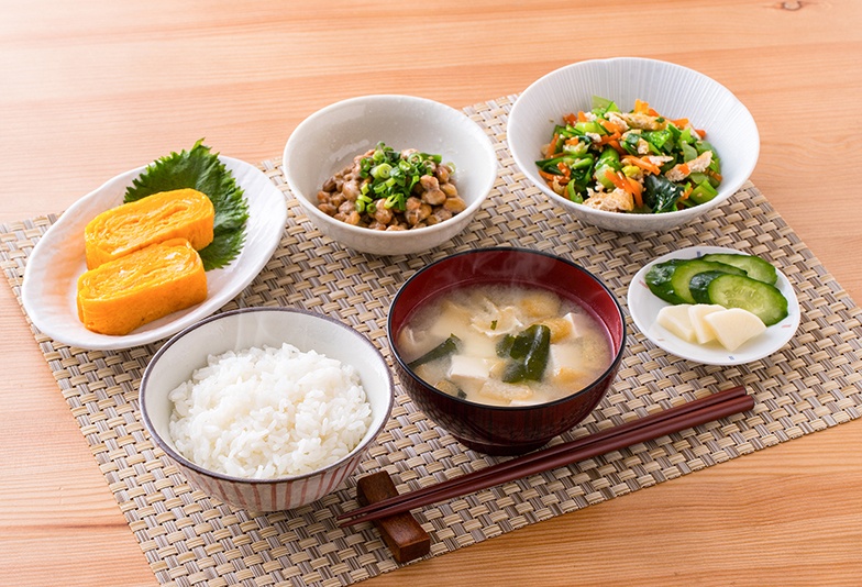 バランスの良い食事で肌をきれいに